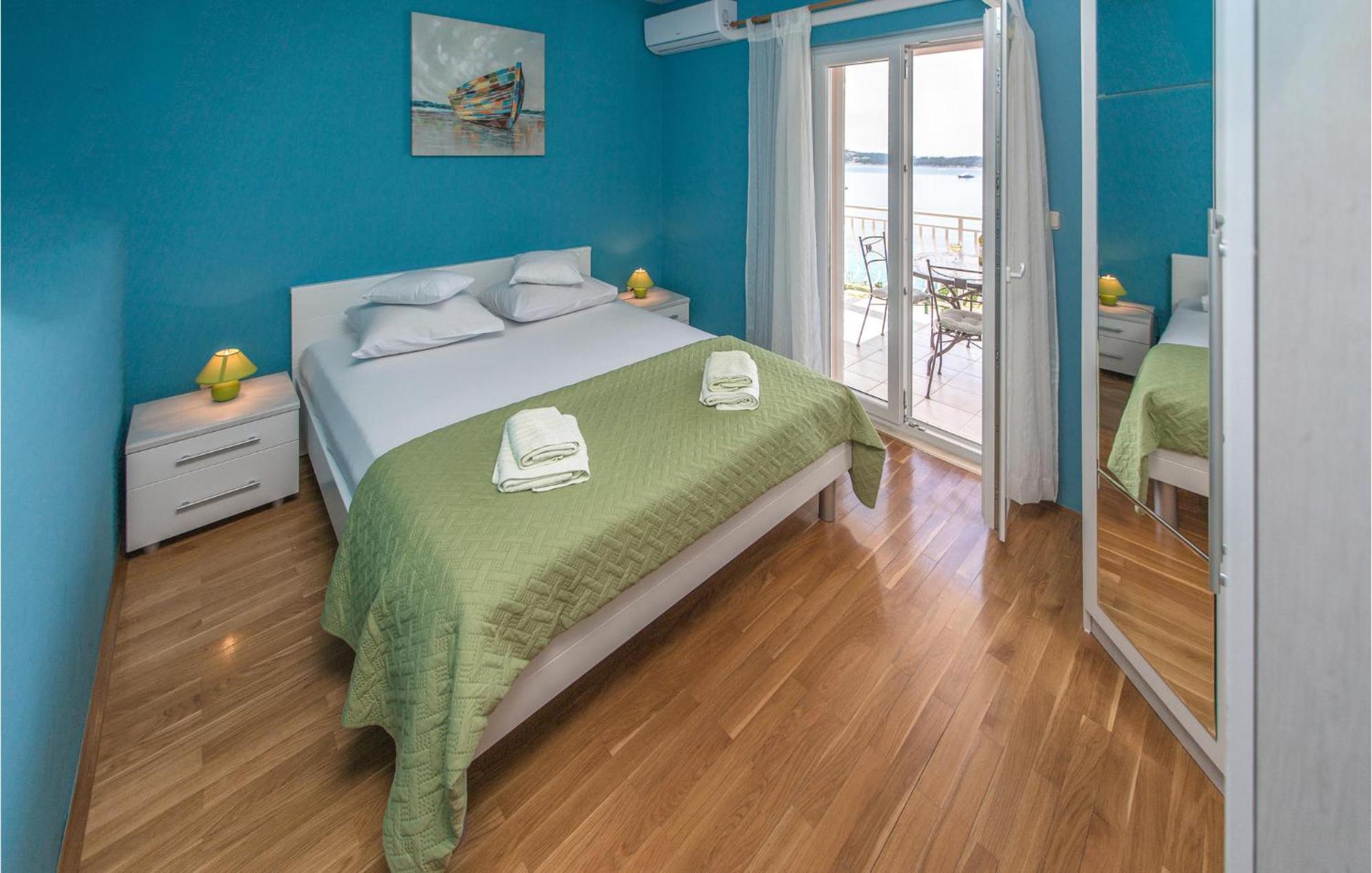 3 Bedroom Lovely Home In Plat Млини Экстерьер фото