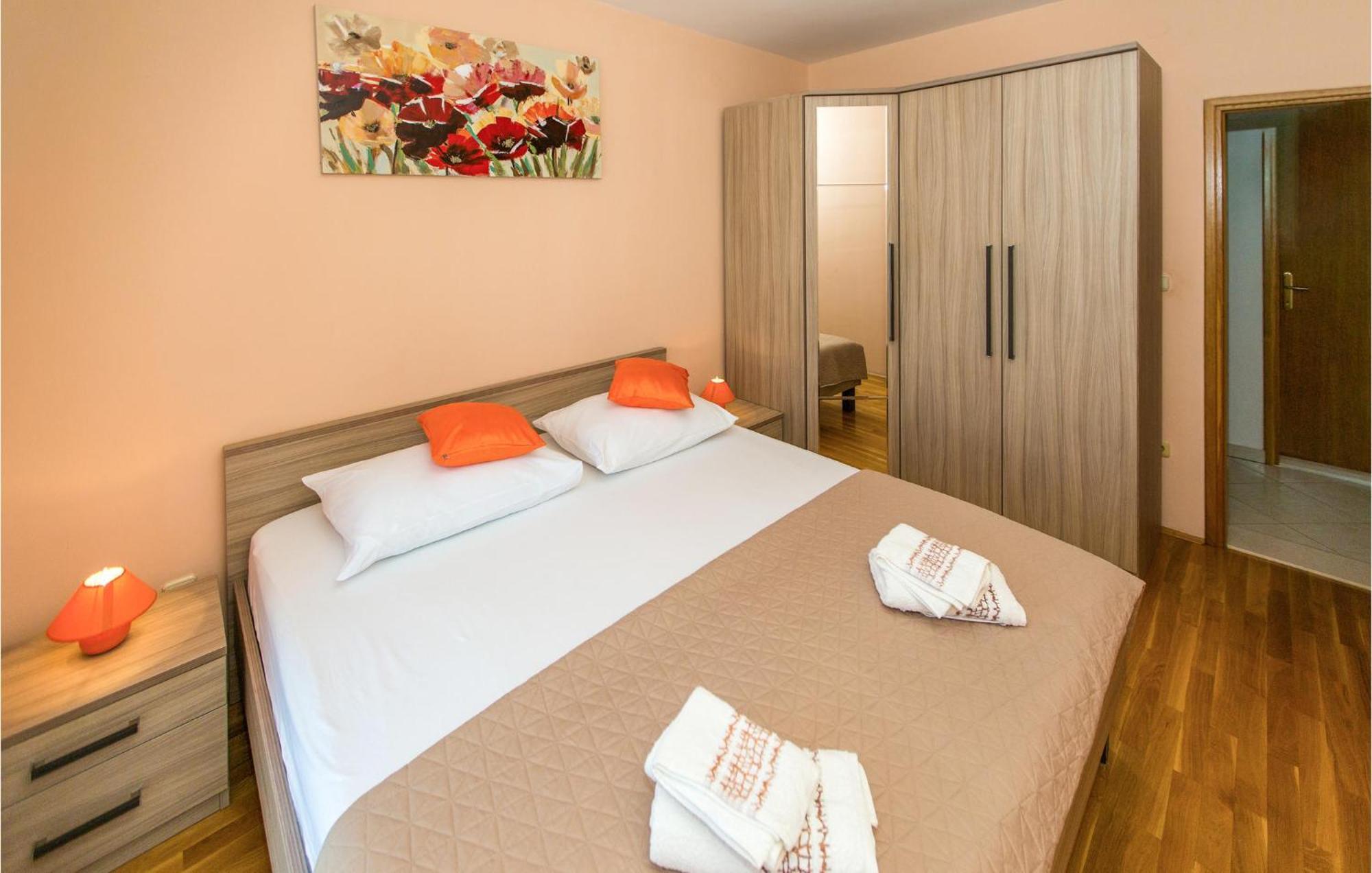 3 Bedroom Lovely Home In Plat Млини Экстерьер фото