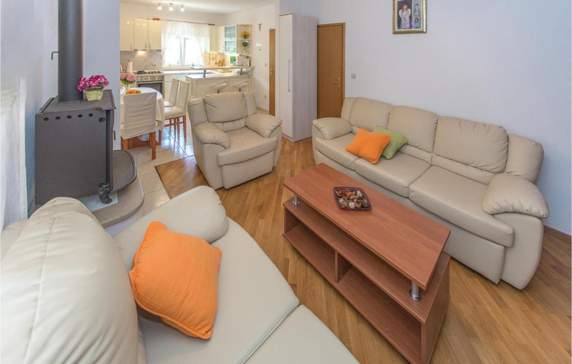 3 Bedroom Lovely Home In Plat Млини Экстерьер фото