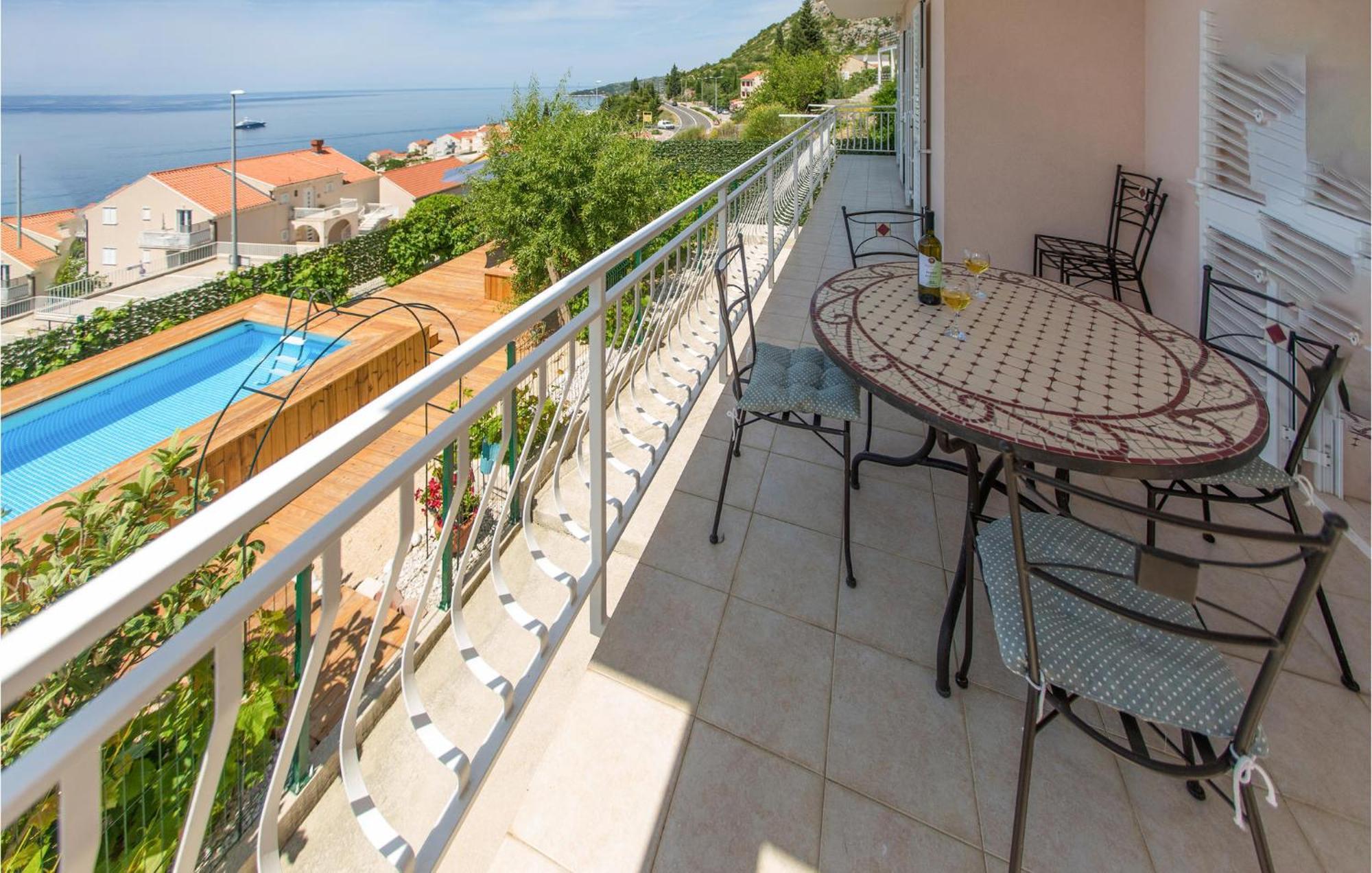 3 Bedroom Lovely Home In Plat Млини Экстерьер фото