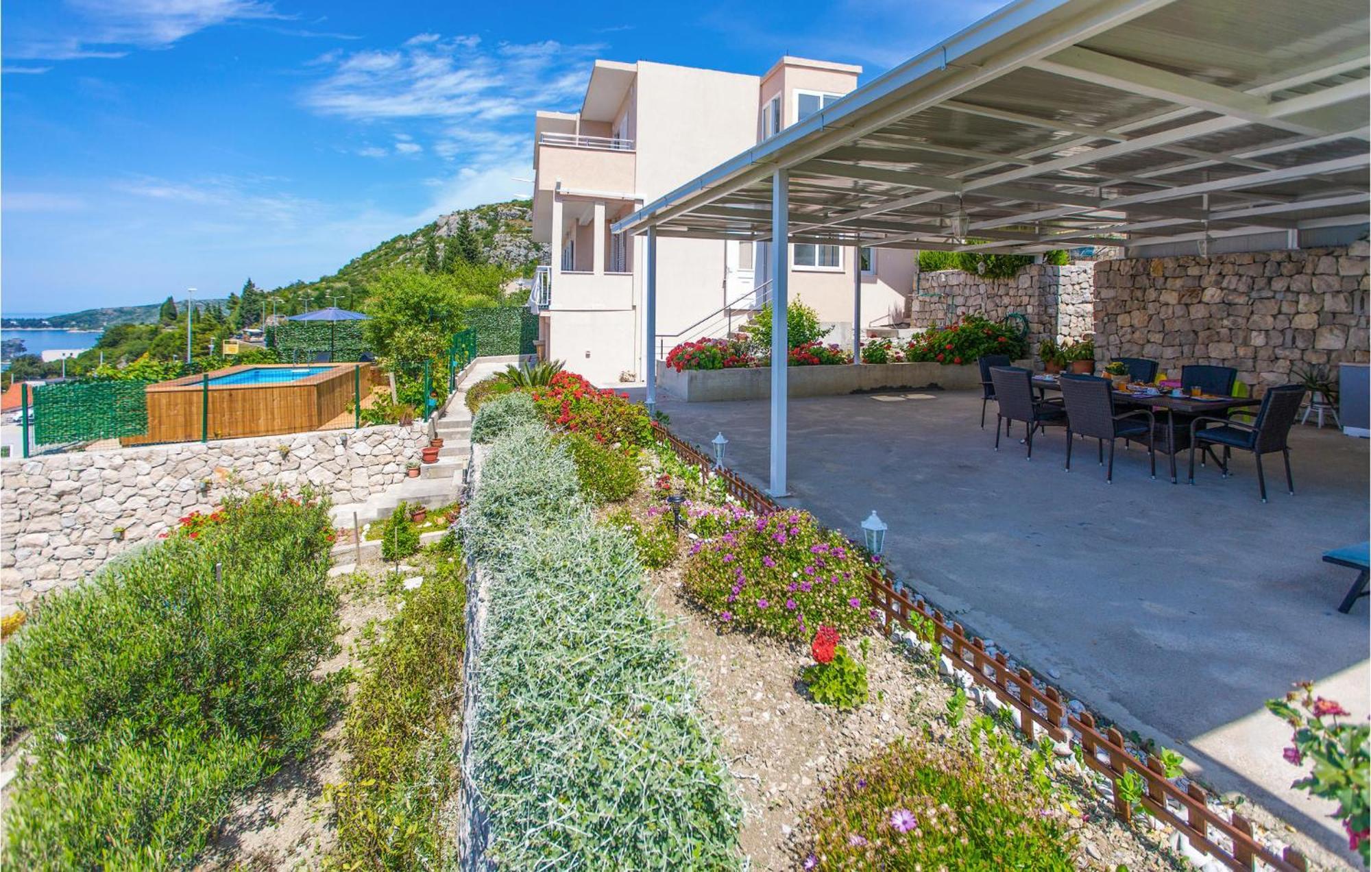 3 Bedroom Lovely Home In Plat Млини Экстерьер фото